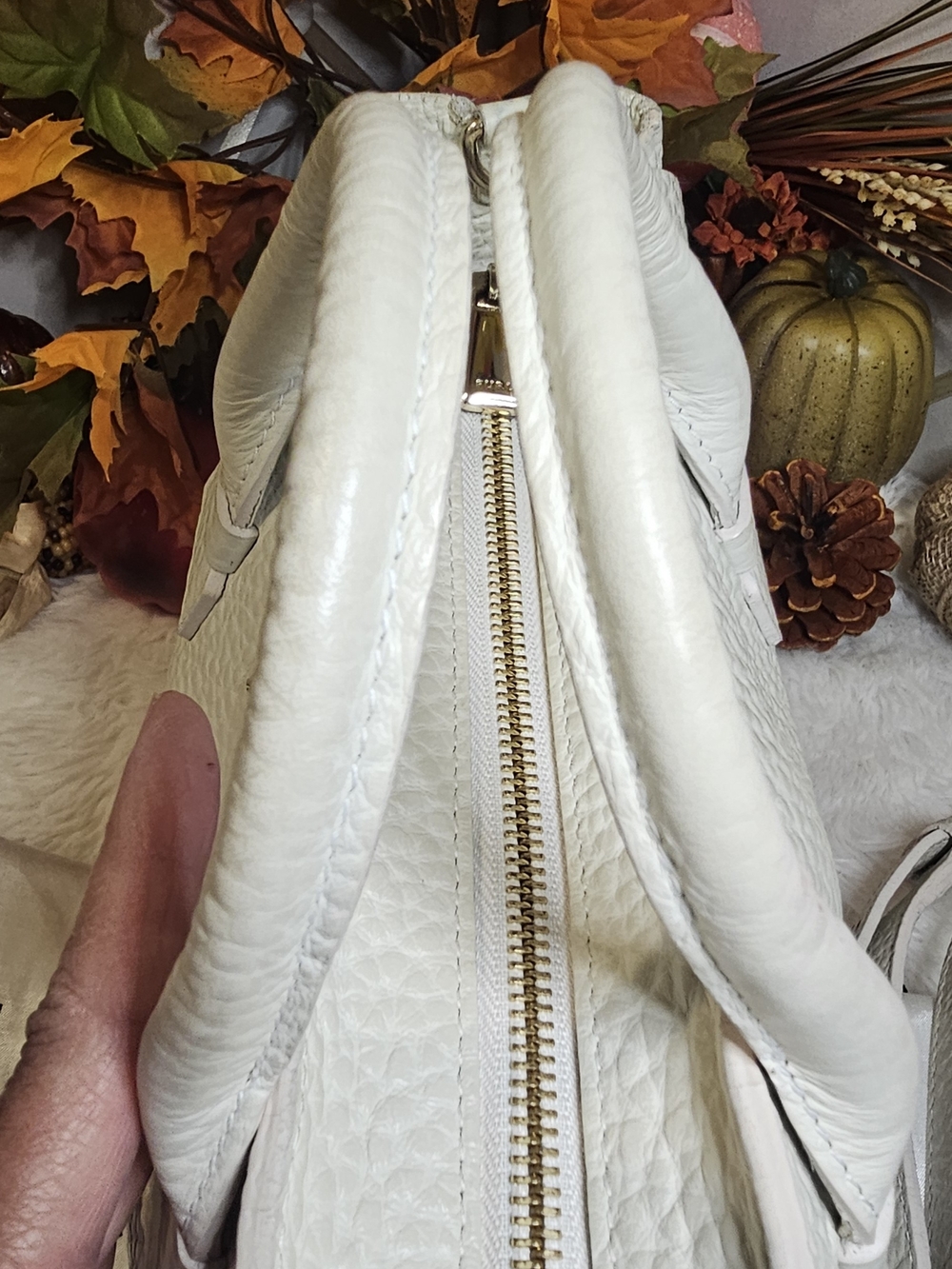 Furla Cream Color Leather Top-Handle Tote with Detachable Strap And Dustbag. - Picture 5 of 11